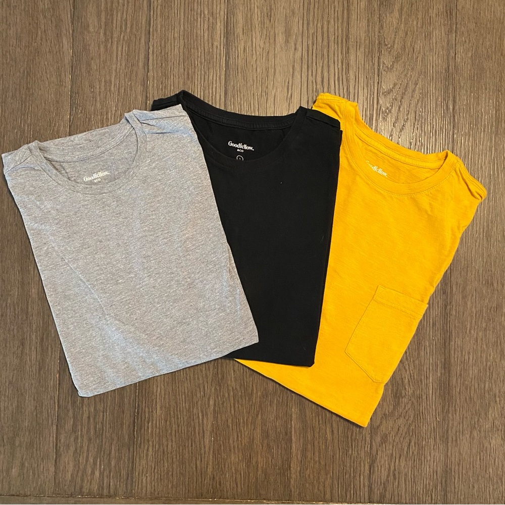 Goodfellow & Co. bundle of 3 tees!